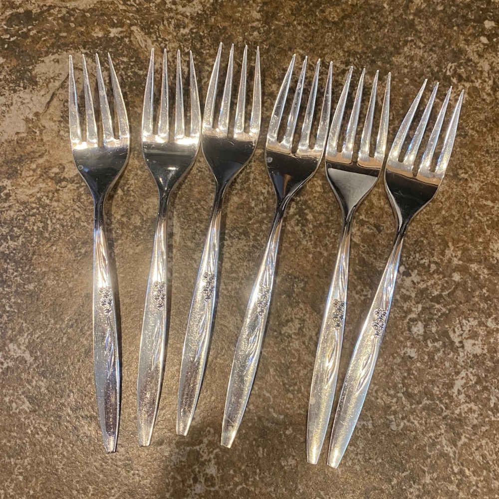 Community Salad Forks Set of 6 Silver Silverplate Enchantment Gentle Rose